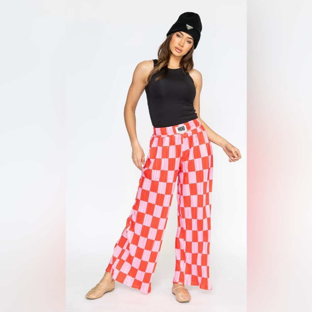 WKDchasers Checkered Plisse Pant in Red and Pink Size S